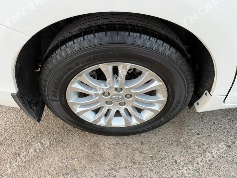 Toyota Sienna 2017 - 372 000 TMT - Ашхабад - img 5