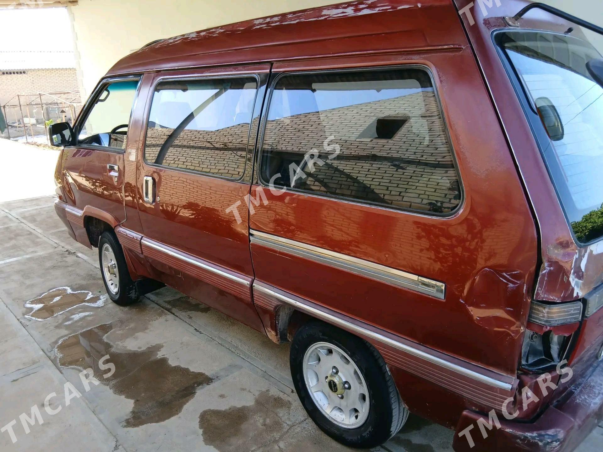 Toyota Town Ace 1991 - 14 000 TMT - Mary - img 3