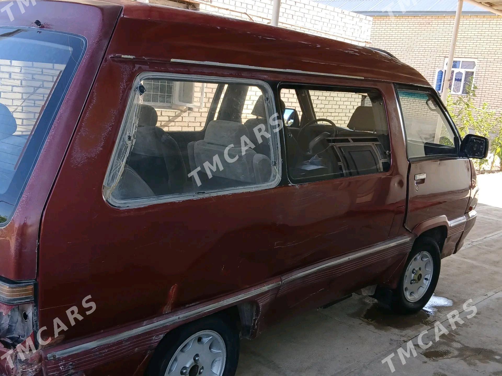 Toyota Town Ace 1991 - 14 000 TMT - Mary - img 4