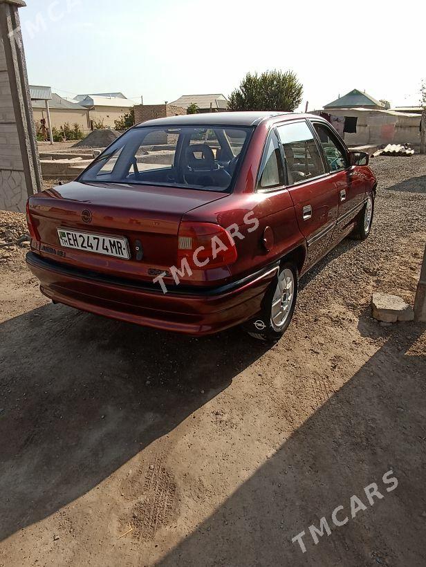 Opel Astra 1993 - 40 000 TMT - Mary - img 4