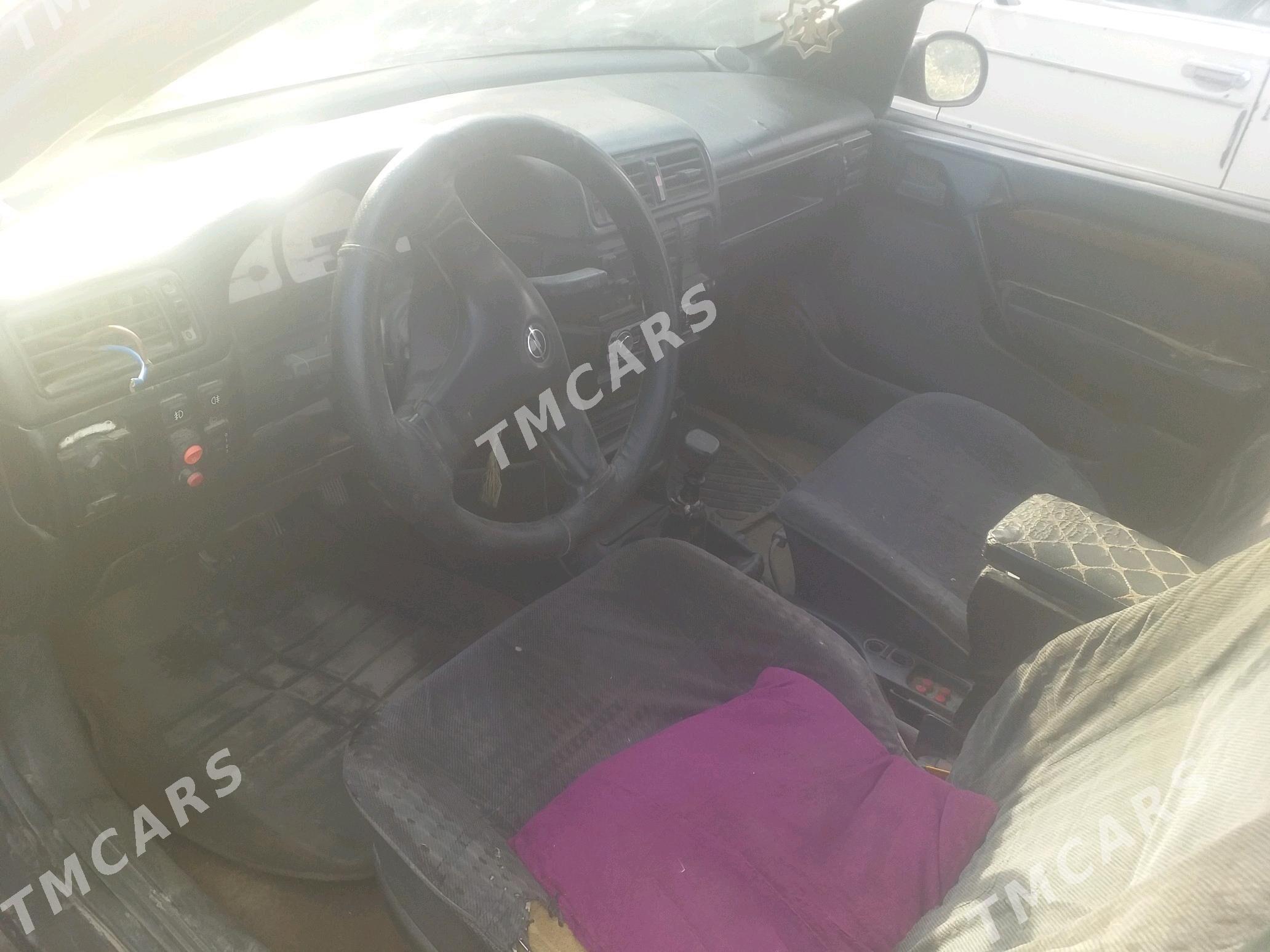 Opel Vectra 1994 - 16 000 TMT - Гороглы (Тагта) - img 4