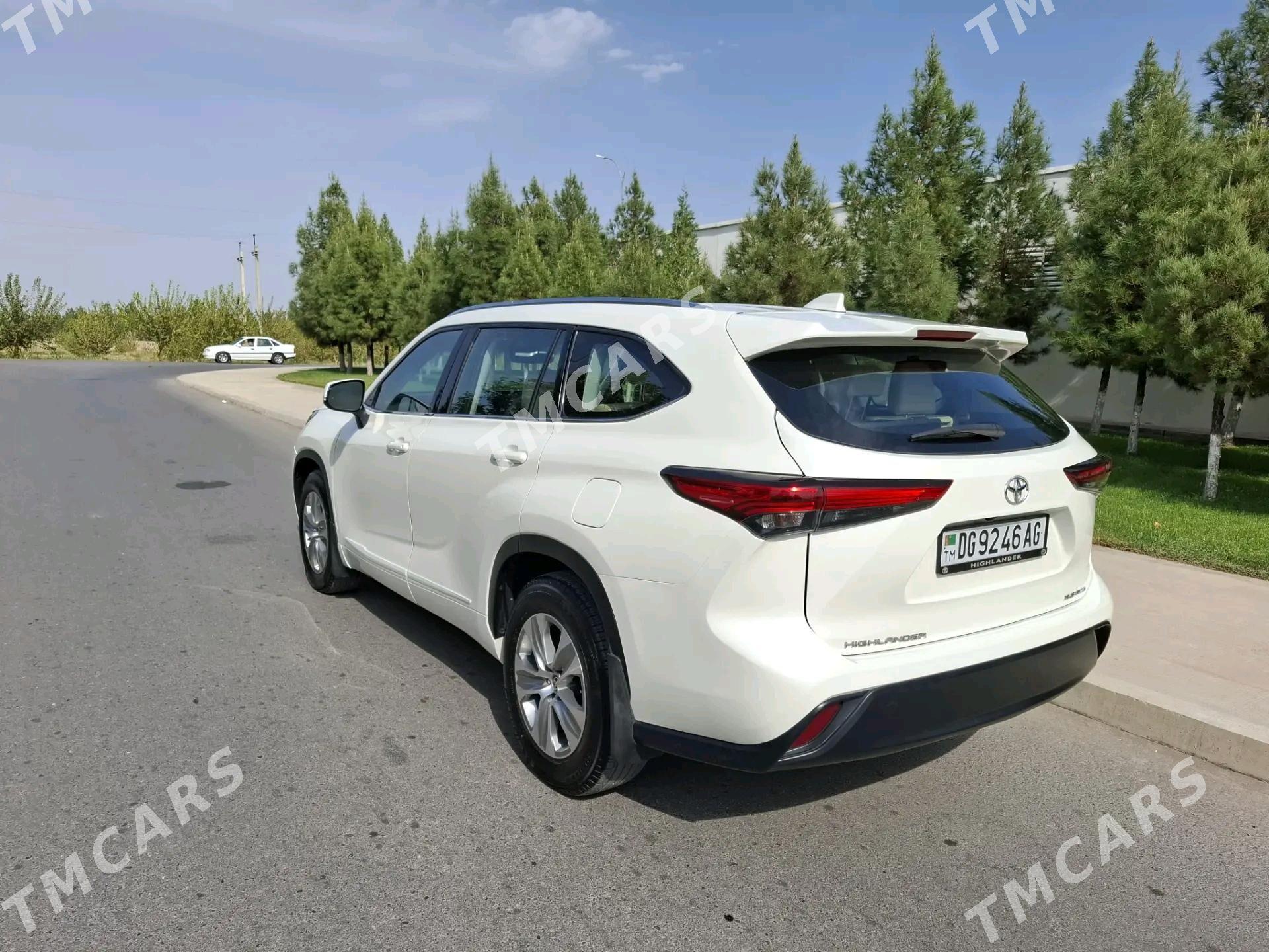 Toyota Highlander 2021 - 548 000 TMT - Ашхабад - img 4