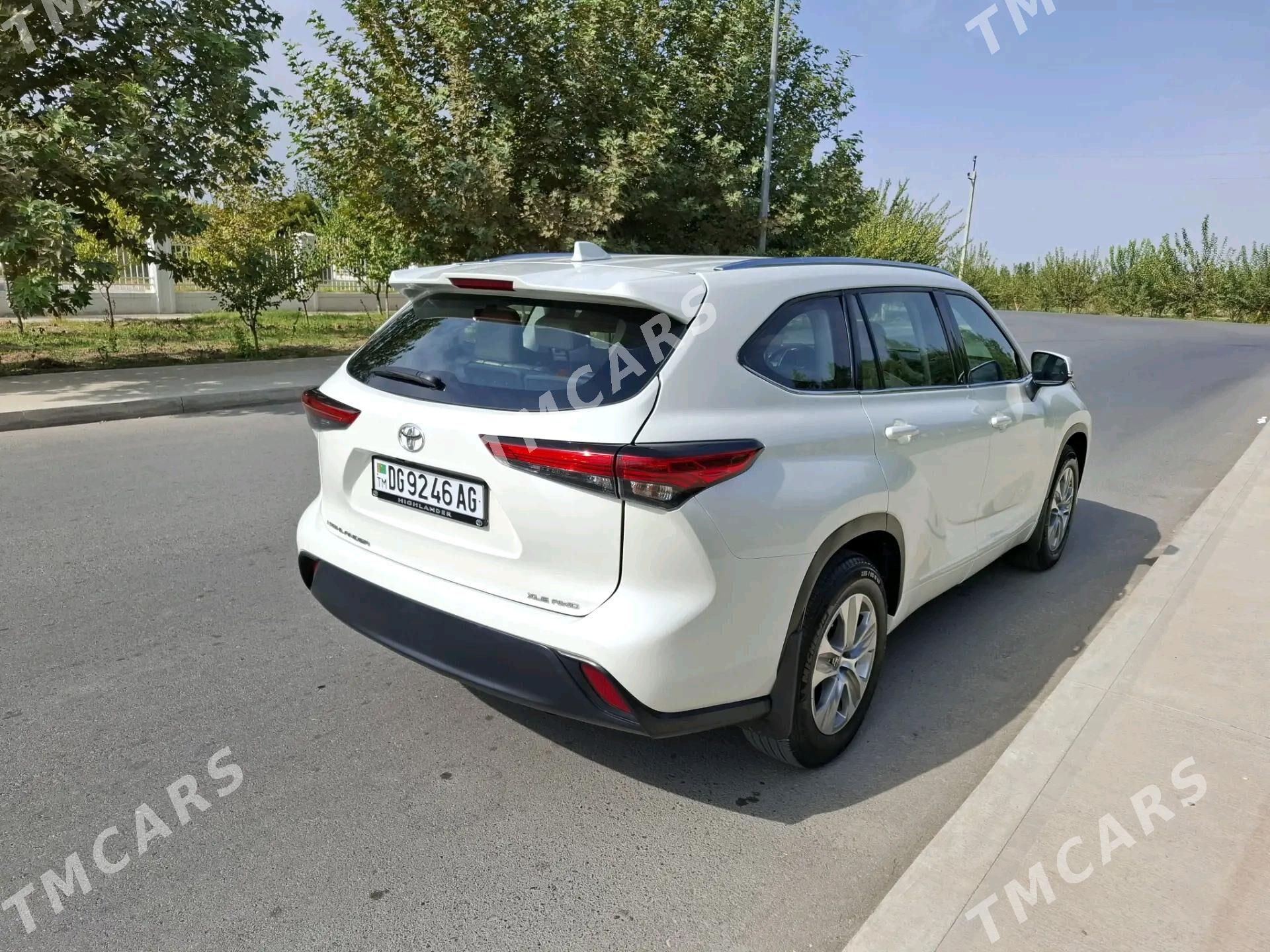Toyota Highlander 2021 - 548 000 TMT - Ашхабад - img 3