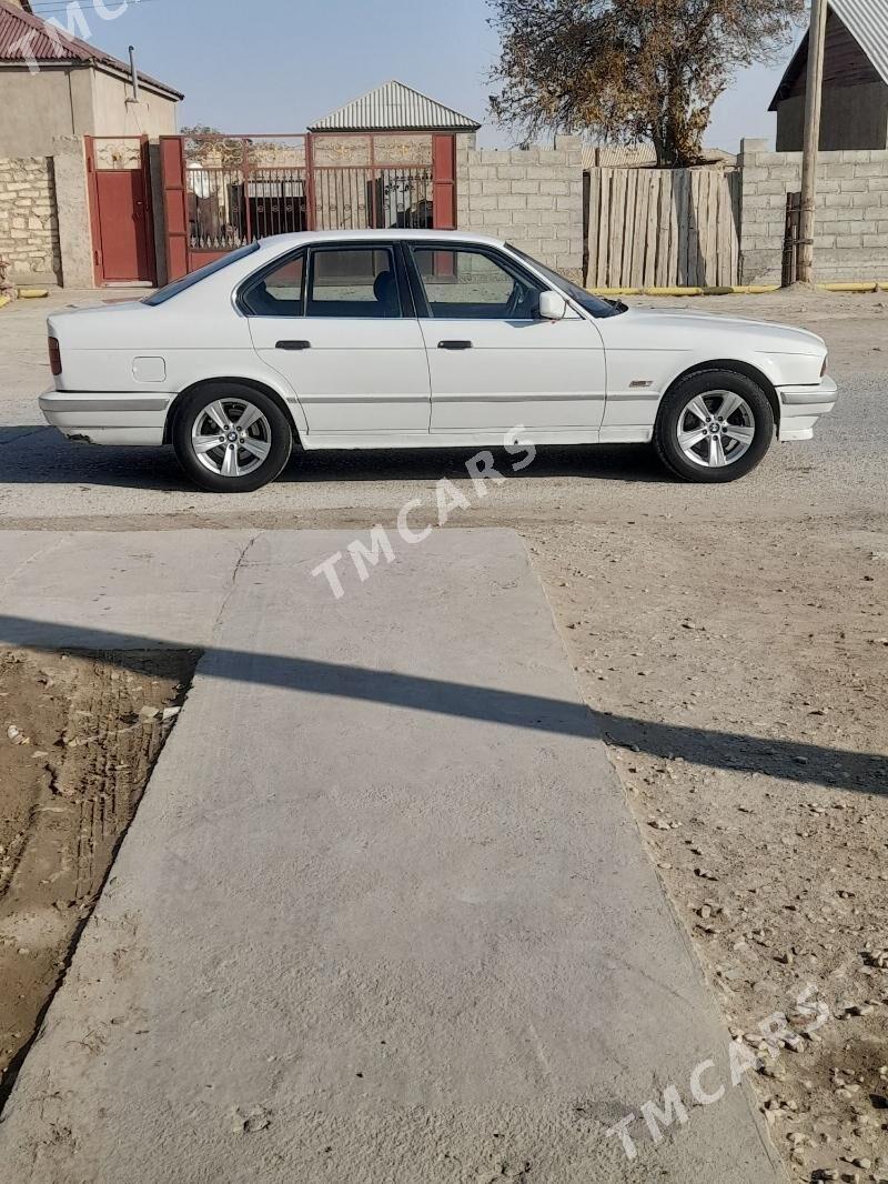 BMW 525 1990 - 46 000 TMT - Гумдаг - img 3