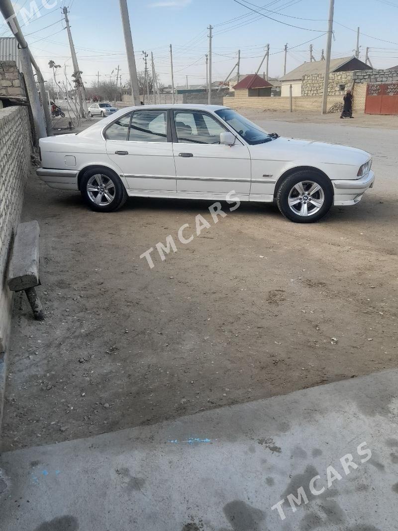 BMW 525 1990 - 46 000 TMT - Гумдаг - img 4