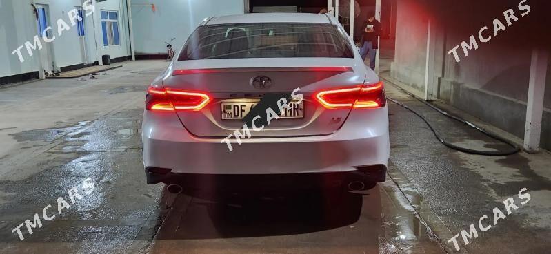 Toyota Camry 2018 - 270 000 TMT - Байрамали - img 3