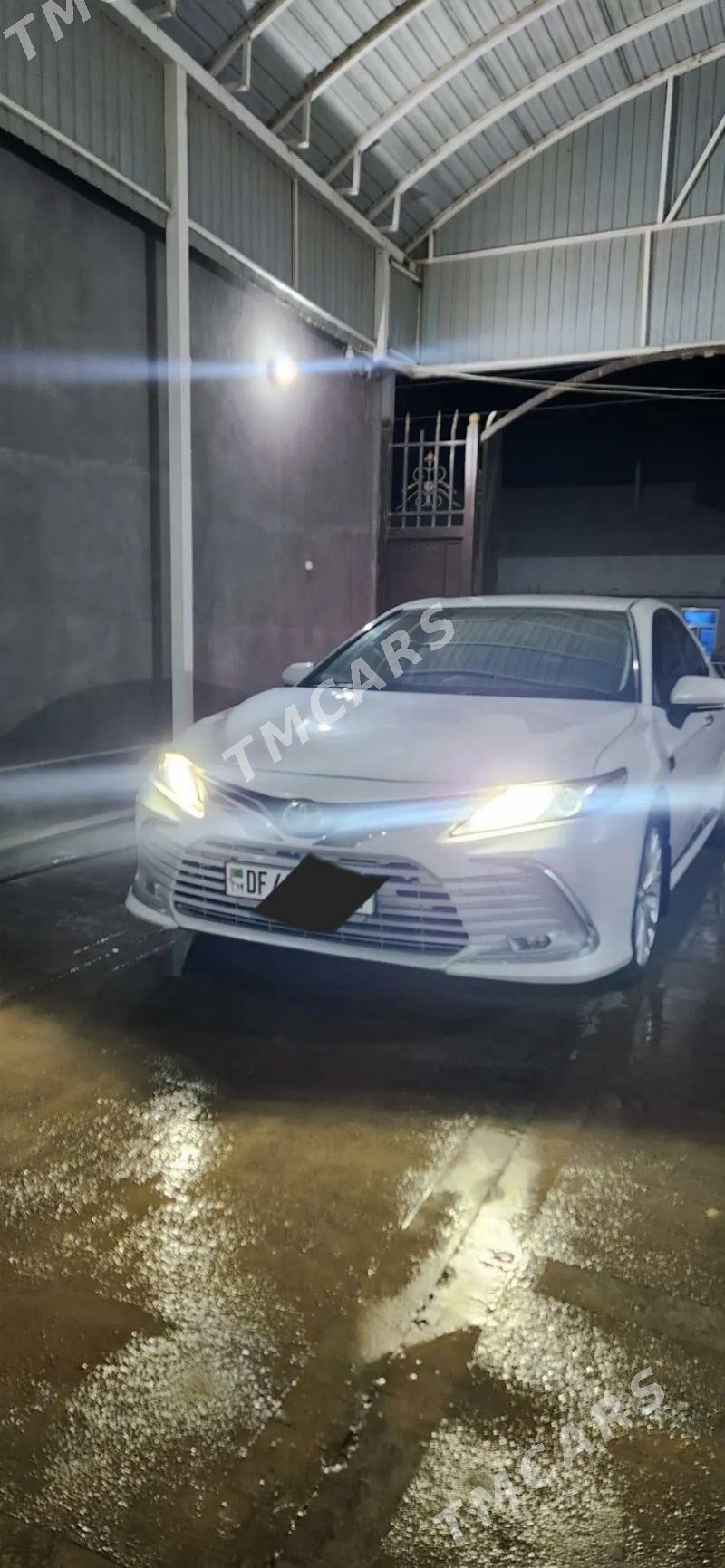 Toyota Camry 2018 - 270 000 TMT - Байрамали - img 4