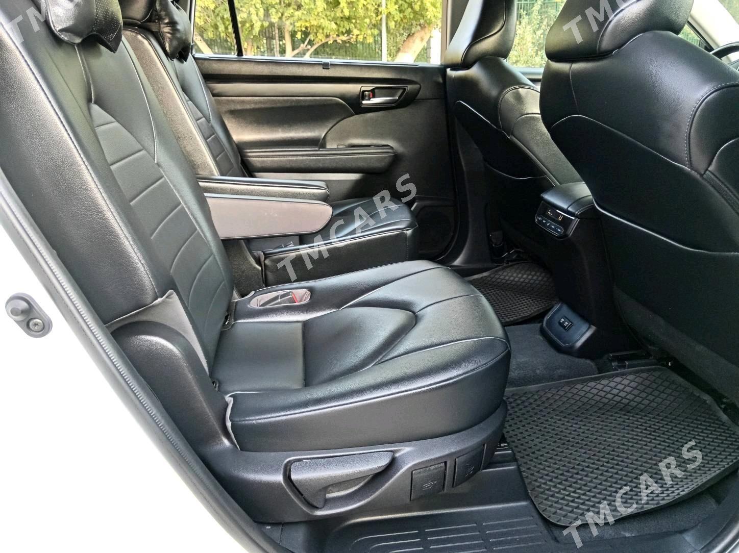 Toyota Highlander 2021 - 575 000 TMT - Balkanabat - img 2