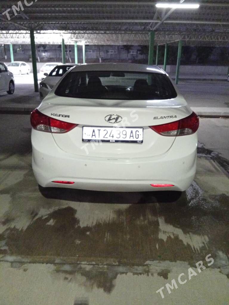Hyundai Elantra 2013 - 172 000 TMT - Köşi - img 2