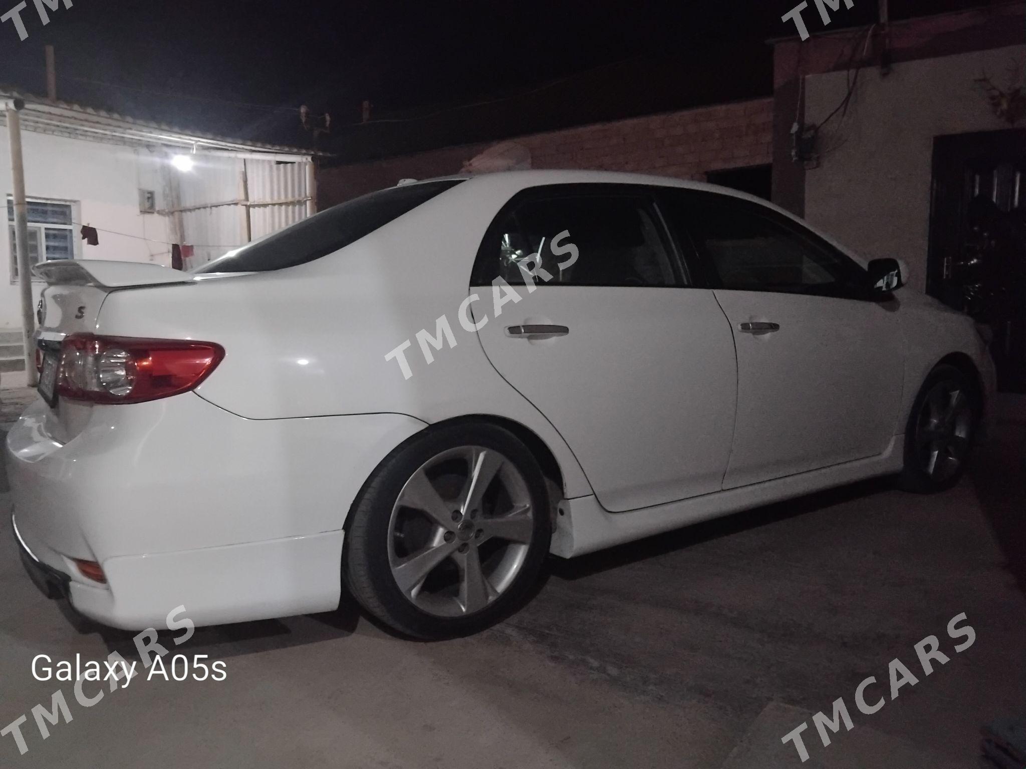 Toyota Corolla 2011 - 160 000 TMT - Багир - img 2