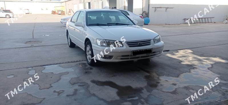 Toyota Camry 1999 - 126 000 TMT - Теджен - img 3