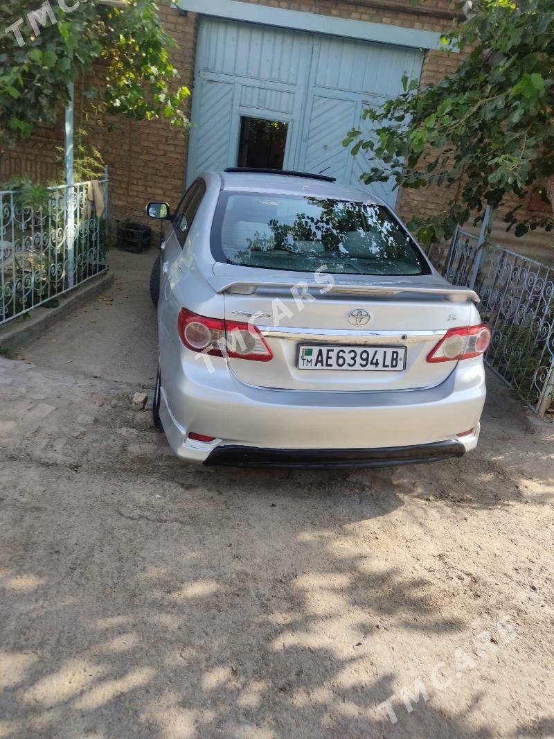 Toyota Corolla 2010 - 158 000 TMT - Türkmenabat - img 4