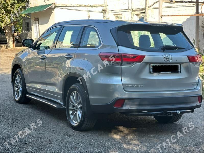 Toyota Highlander 2018 - 420 000 TMT - Туркменбаши - img 2