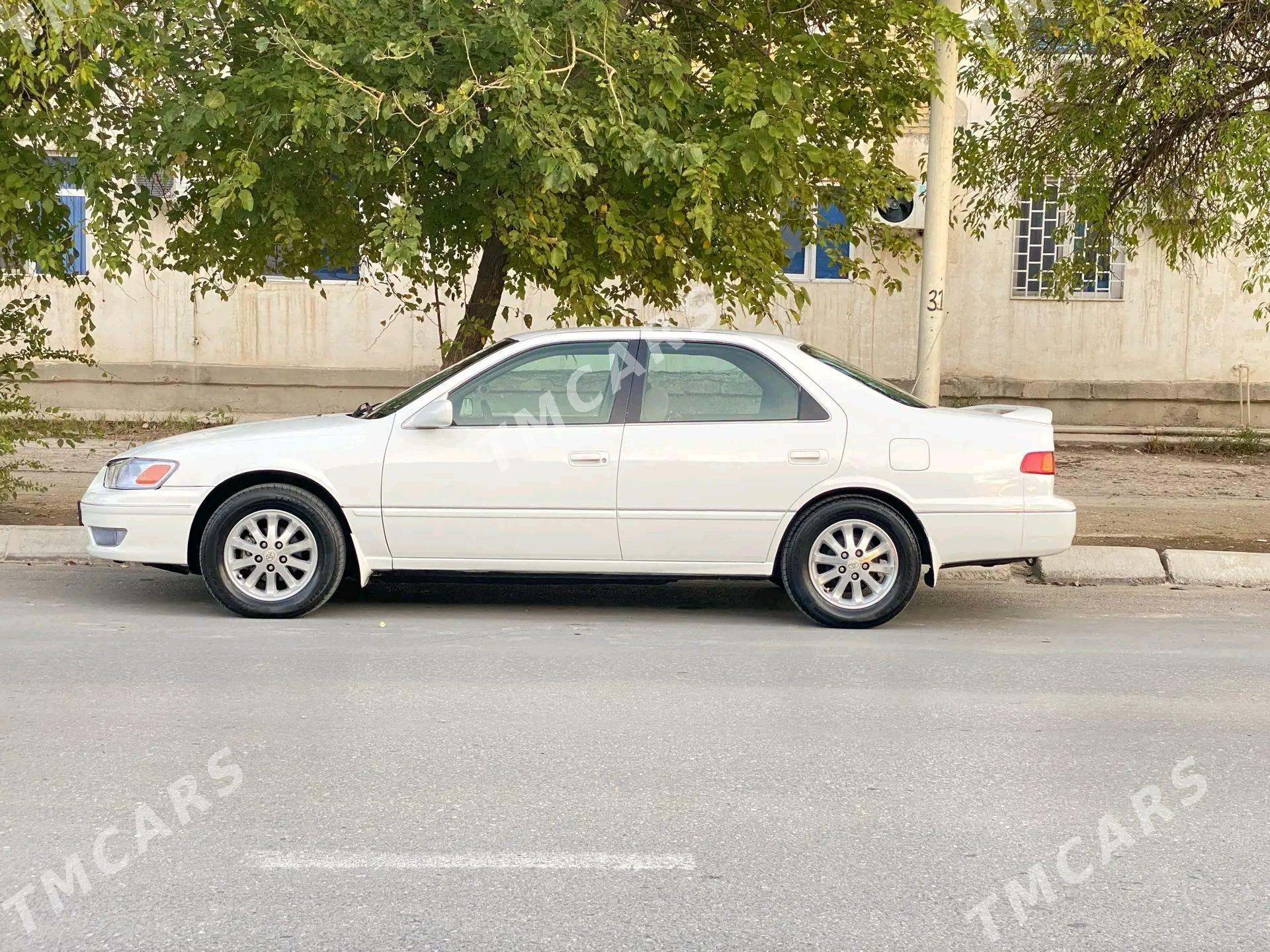 Toyota Camry 1999 - 140 000 TMT - Балканабат - img 2