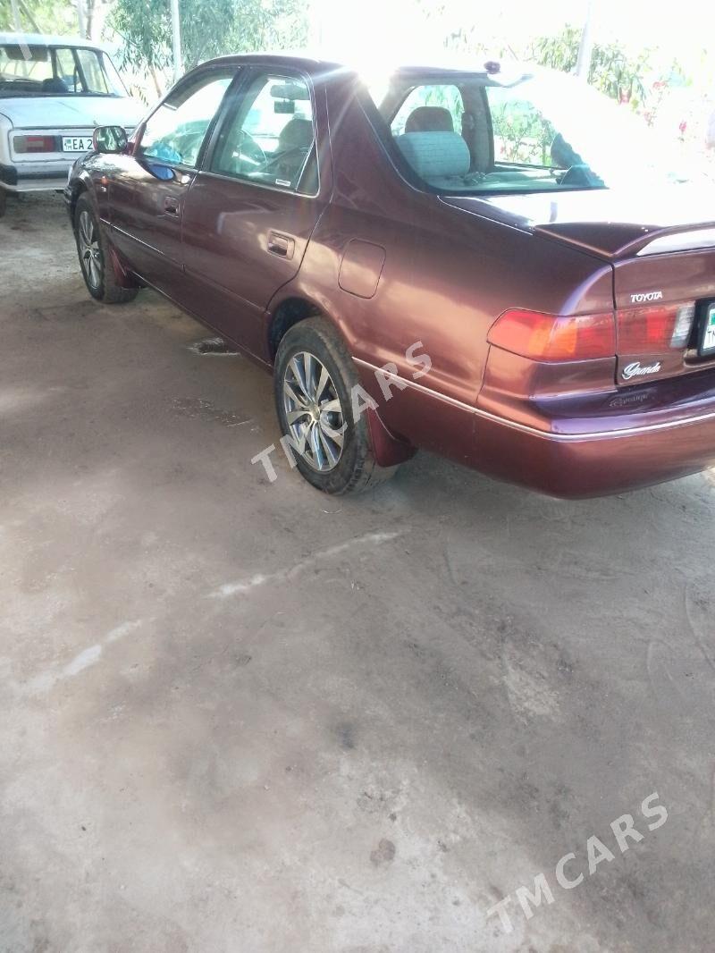 Toyota Camry 2000 - 150 000 TMT - Кёнеургенч - img 3