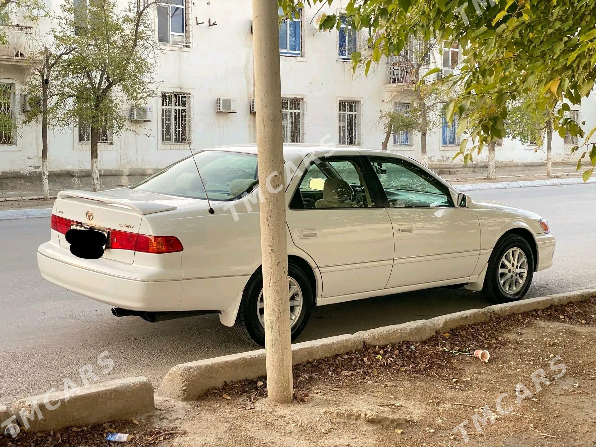 Toyota Camry 1999 - 140 000 TMT - Балканабат - img 8