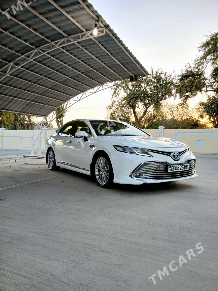 Toyota Camry 2018 - 240 000 TMT - Байрамали - img 3
