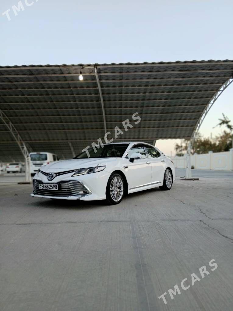 Toyota Camry 2018 - 240 000 TMT - Байрамали - img 2