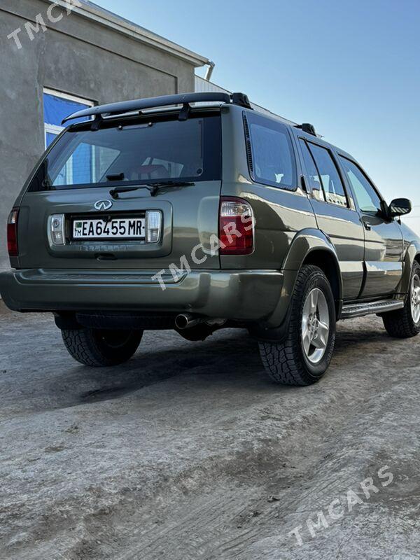 Infiniti QX4 2002 - 140 000 TMT - Türkmengala - img 4