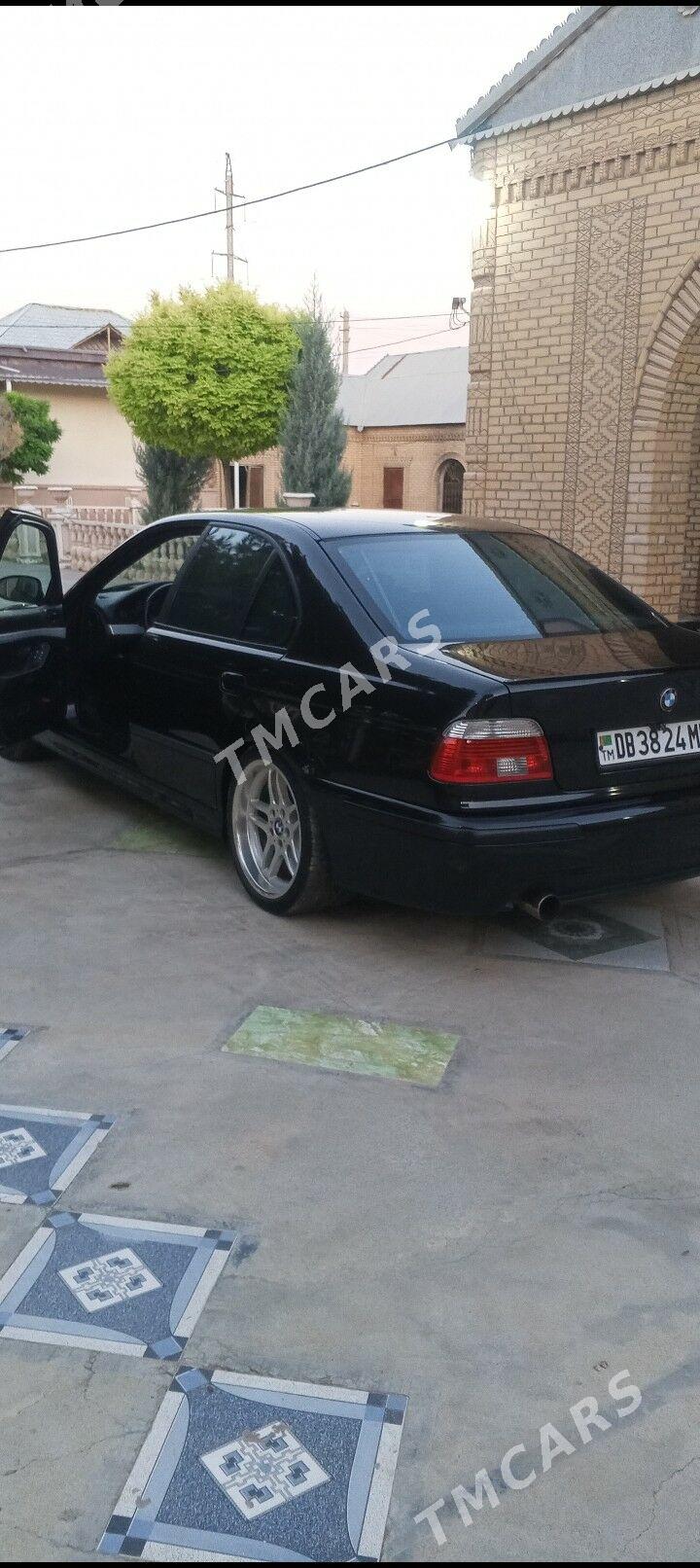 BMW E39 1999 - 180 000 TMT - Mary - img 6