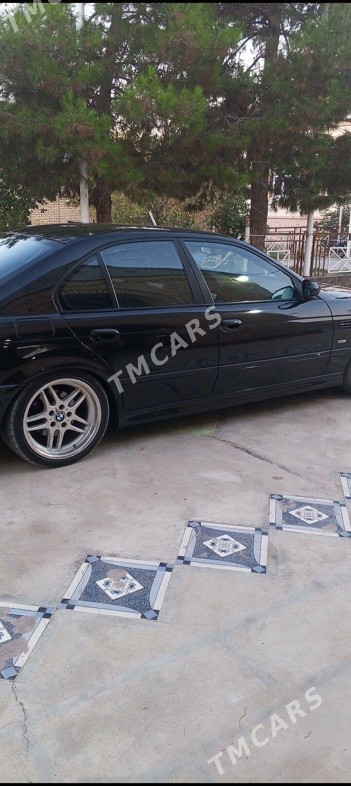 BMW E39 1999 - 180 000 TMT - Mary - img 7