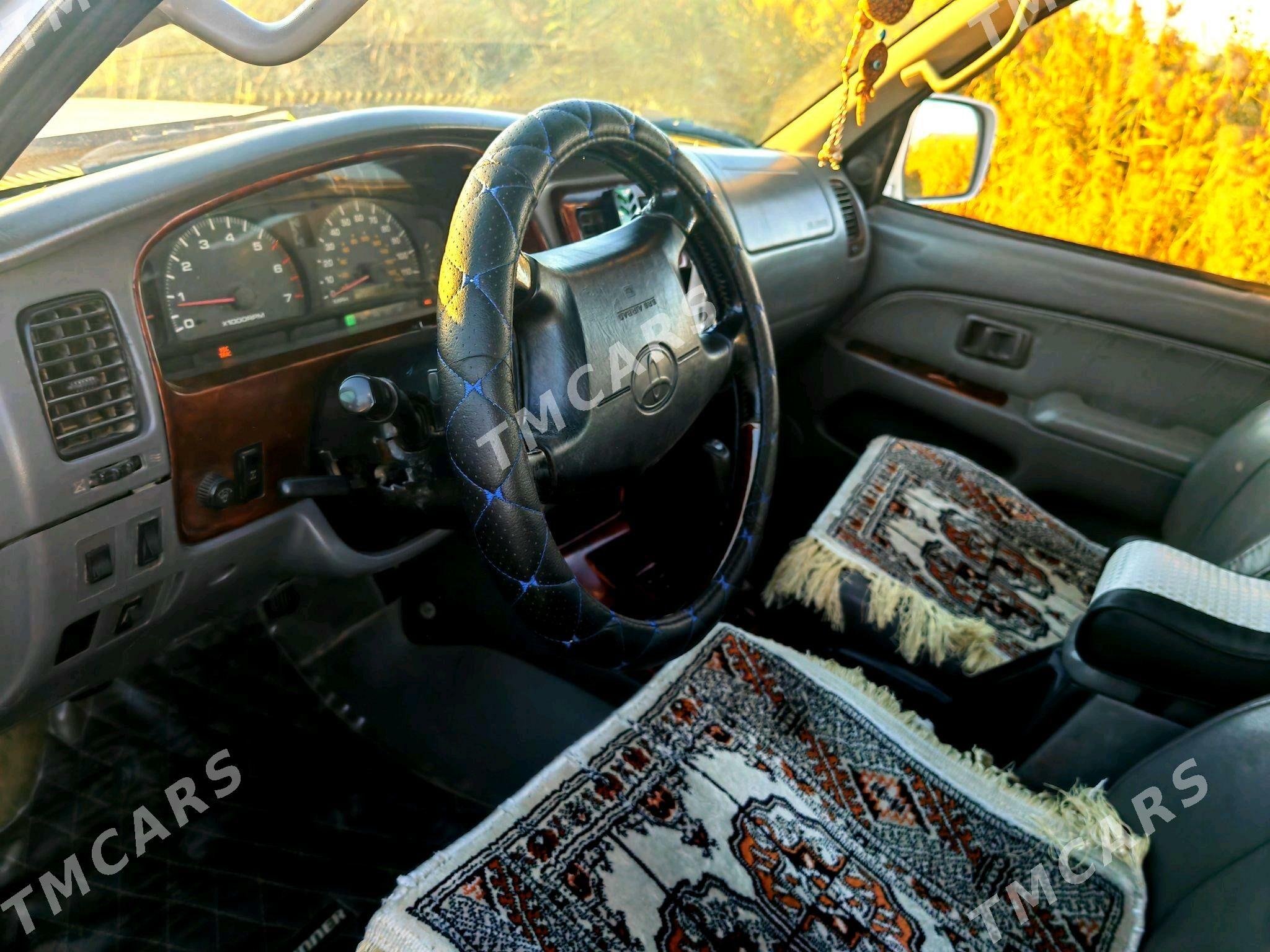Toyota 4Runner 2002 - 159 000 TMT - Farap - img 8