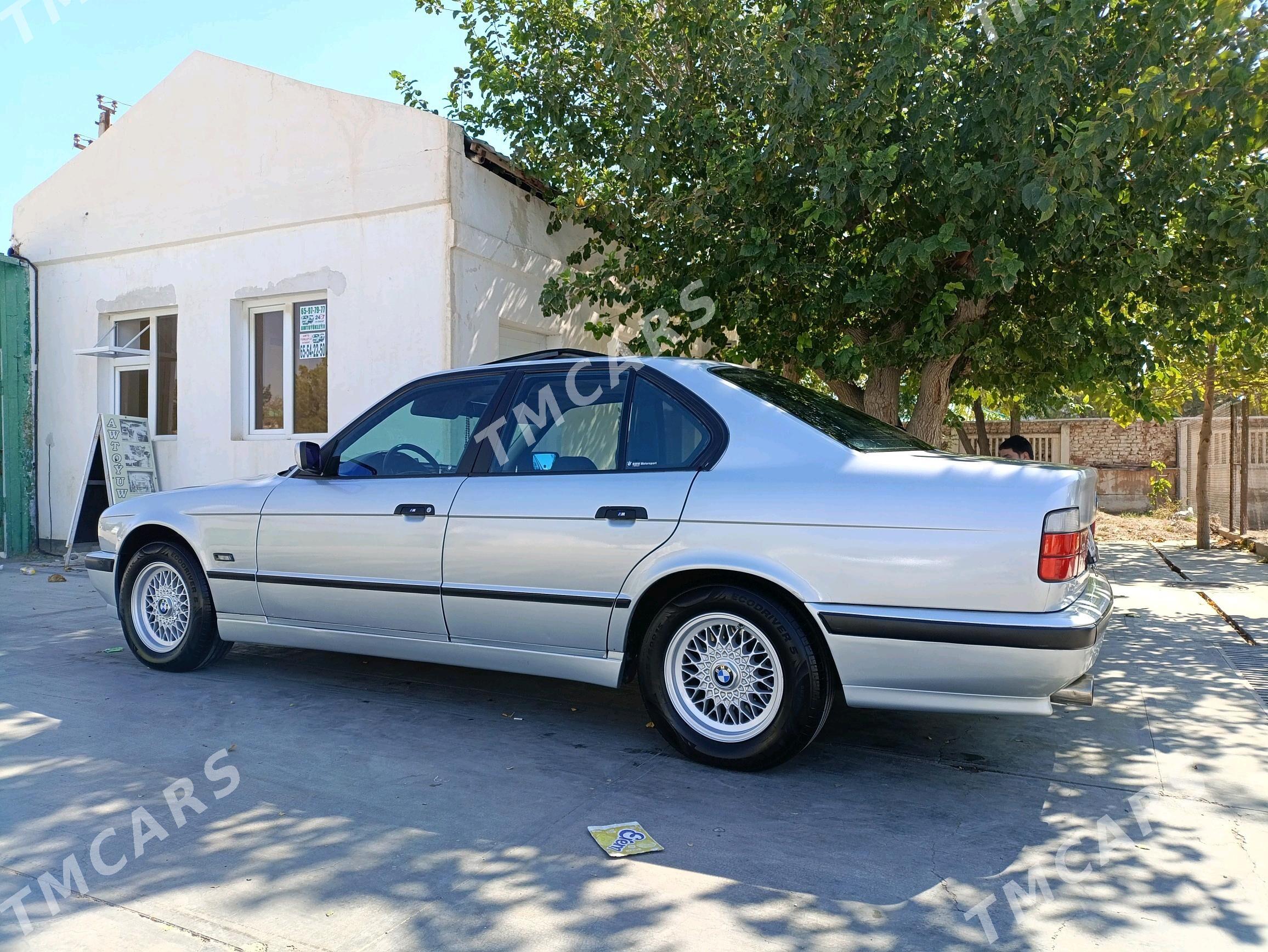 BMW 5 Series 1993 - 115 000 TMT - Балканабат - img 3