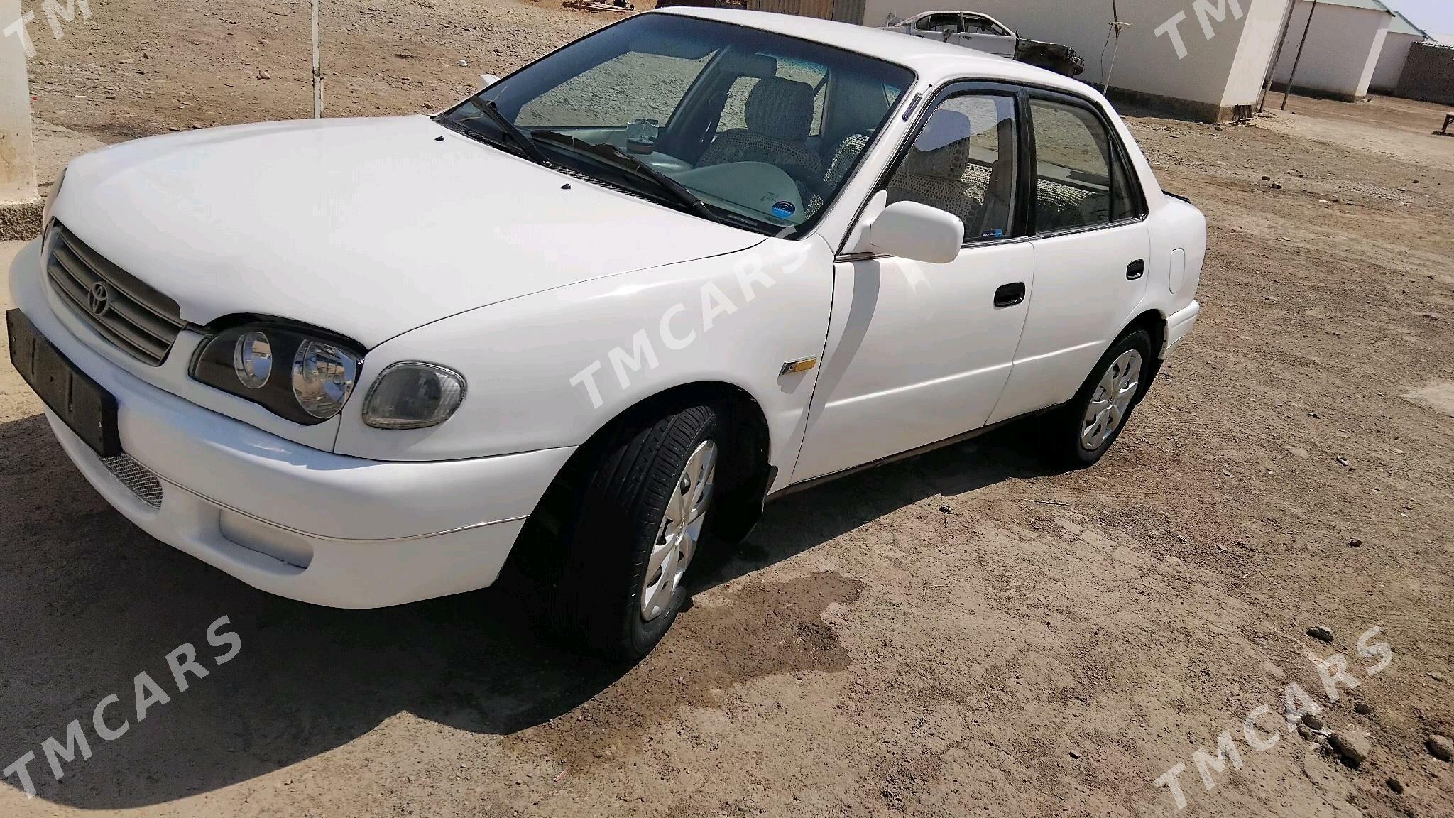 Toyota Corolla Verso 2000 - 56 000 TMT - Бабадайхан - img 2
