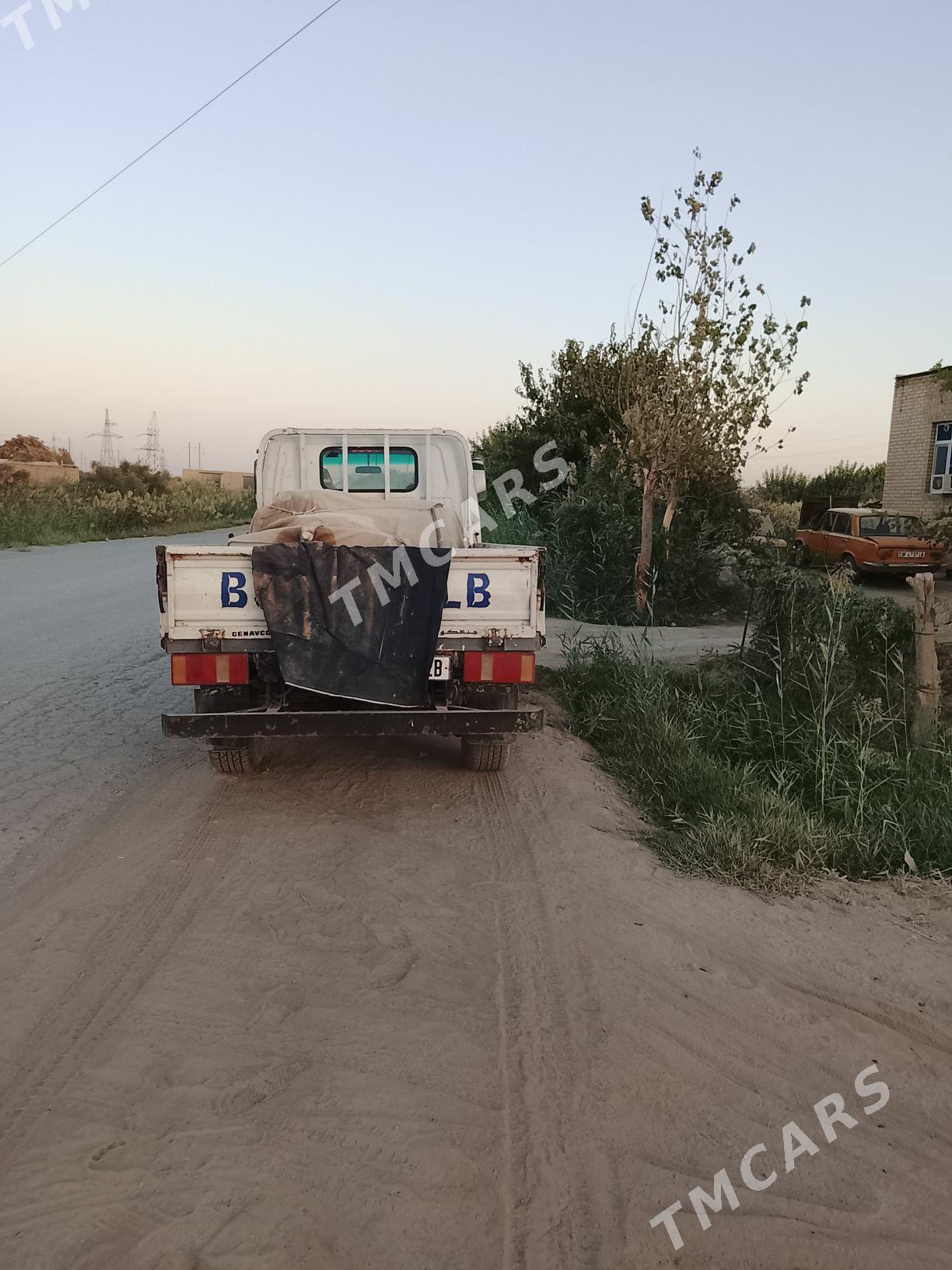 Isuzu Elf 1999 - 110 000 TMT - Kerki - img 7