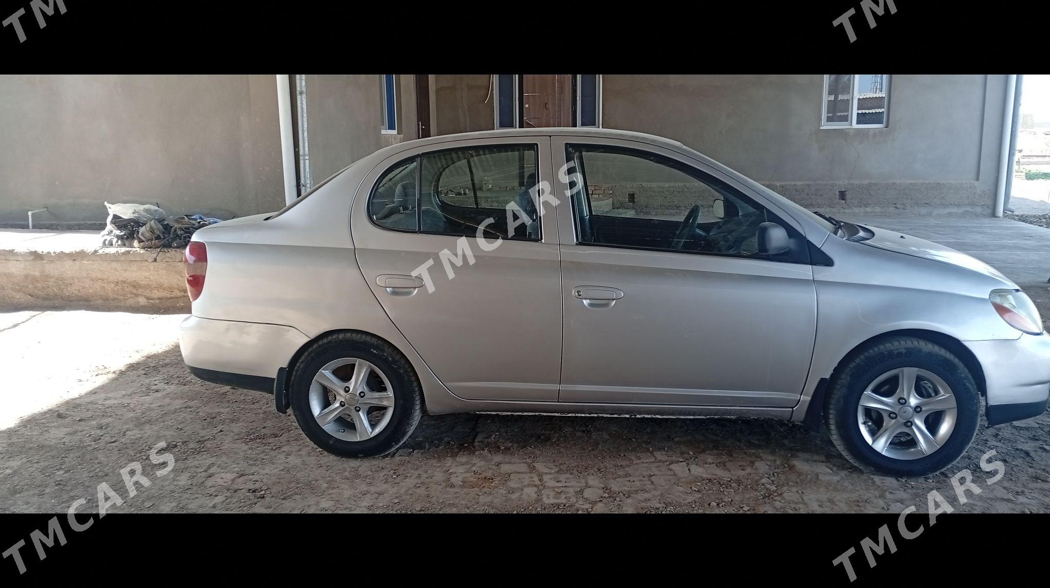 Toyota Echo 2001 - 70 000 TMT - Мары - img 8