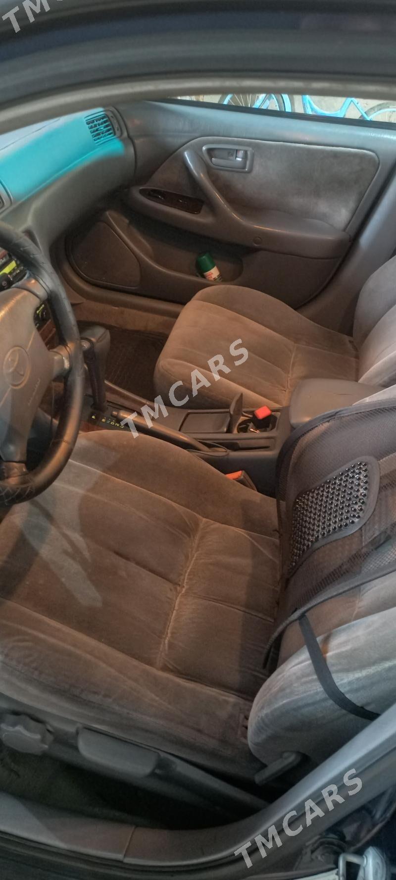 Toyota Camry 2000 - 140 000 TMT - Garabekewül - img 7
