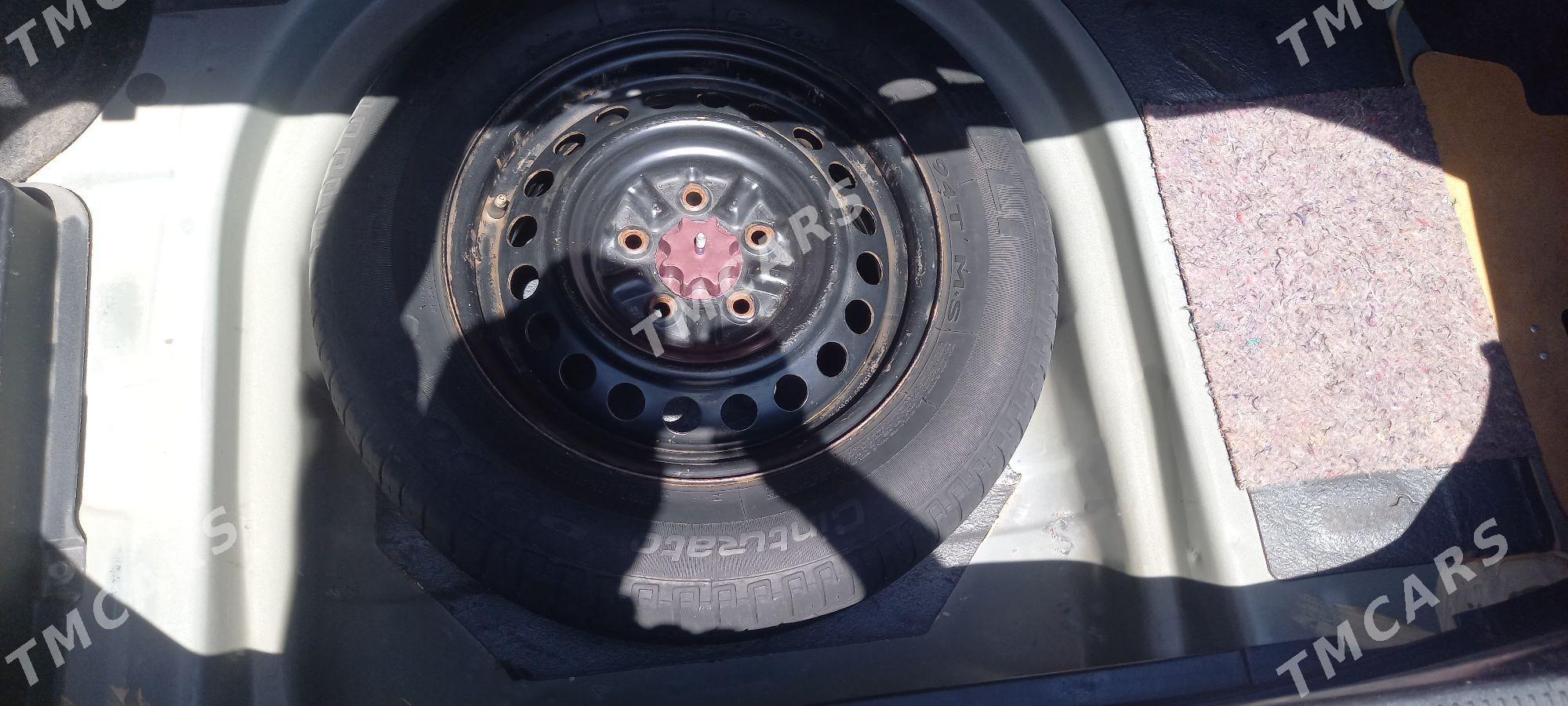 Toyota Sienna 2002 - 173 000 TMT - Керки - img 10