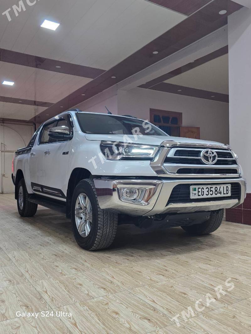 Toyota Hilux 2025 - 660 000 TMT - Туркменабат - img 6