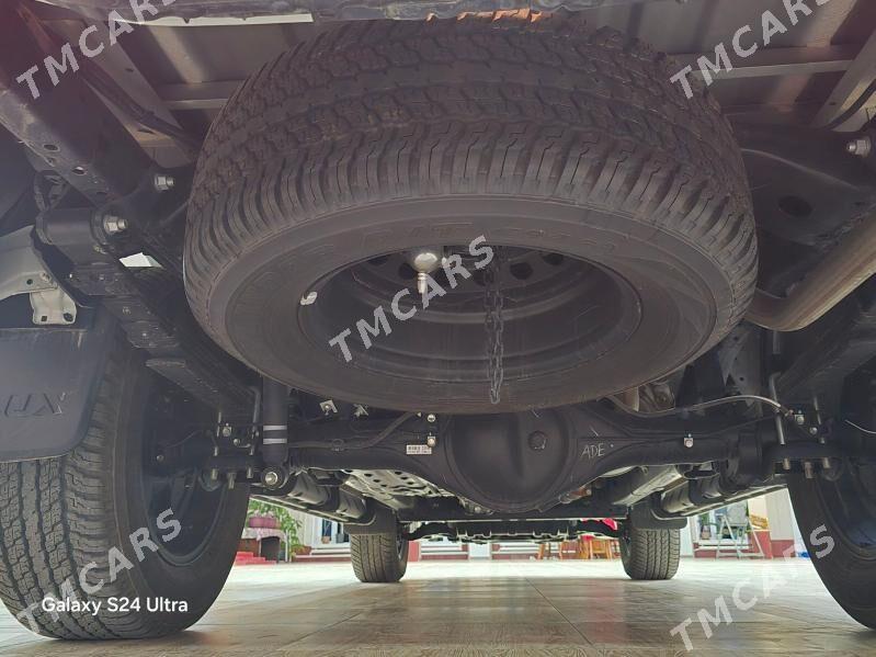Toyota Hilux 2025 - 660 000 TMT - Туркменабат - img 2