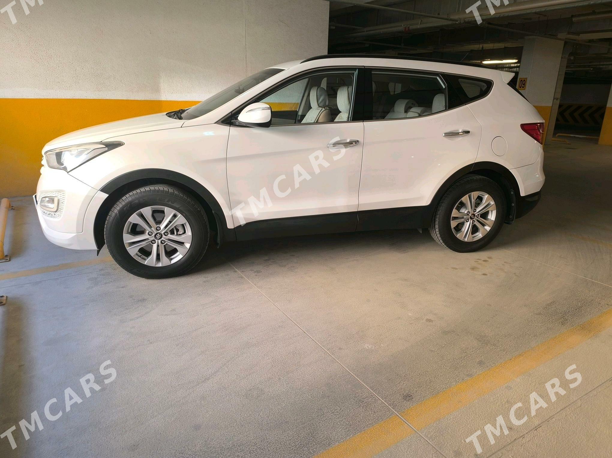 Hyundai Santa Fe 2013 - 250 000 TMT - Ашхабад - img 9