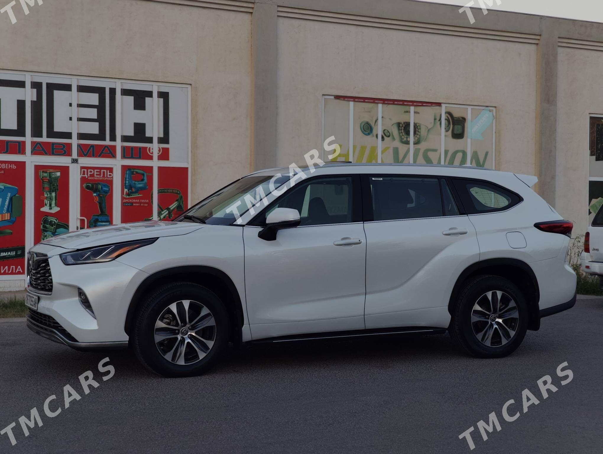 Toyota Highlander 2022 - 530 000 TMT - Aşgabat - img 2