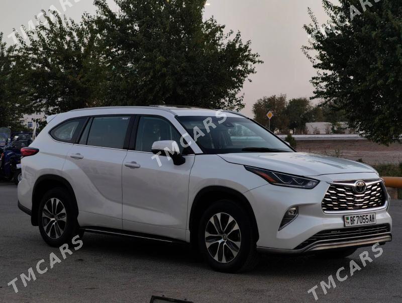 Toyota Highlander 2022 - 530 000 TMT - Aşgabat - img 3