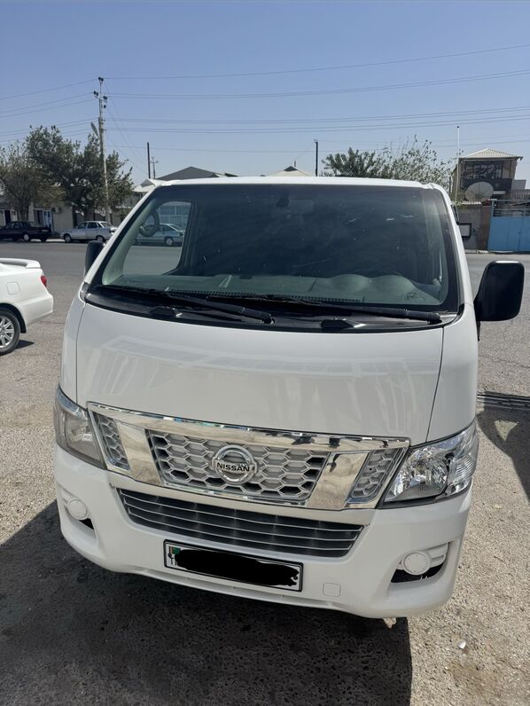 Nissan Urvan 2015 - 230 000 TMT - Мары - img 5