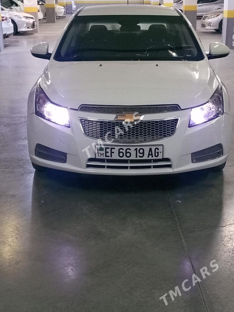 Chevrolet Cruze 2011 - 125 000 TMT - ул. Подвойского (Битарап Туркменистан шаёлы) - img 6