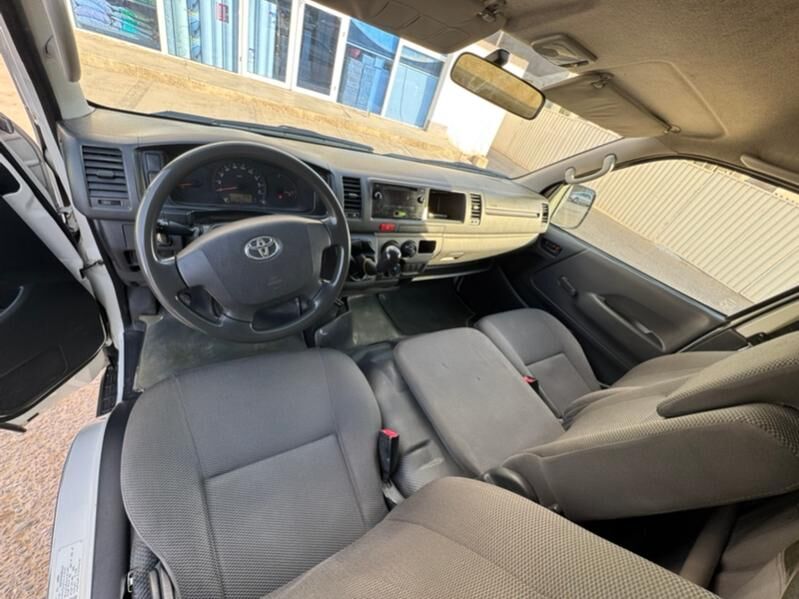 Toyota Hiace 2015 - 375 000 TMT - Мары - img 4