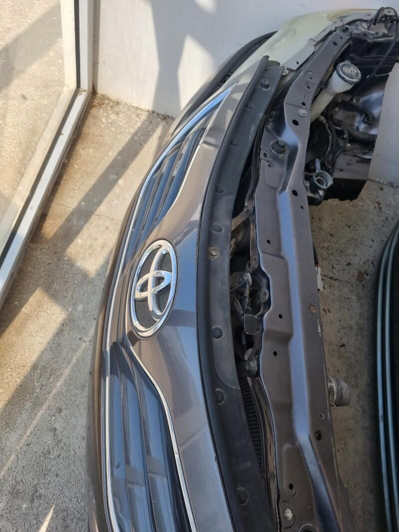 Camry kelte morda 200 TMT - Анев - img 3