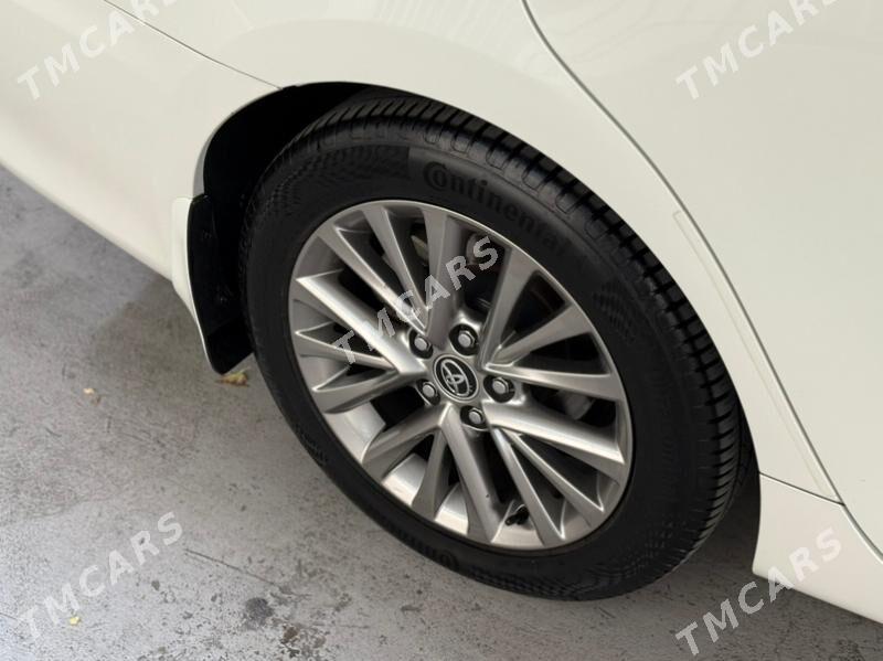 Toyota Camry 2018 - 625 000 TMT - Aşgabat - img 5