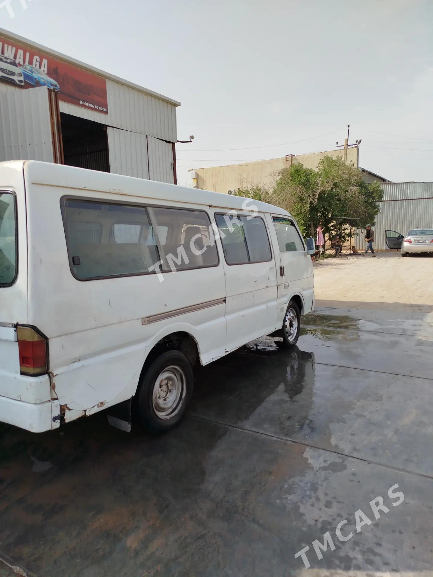 Toyota Hiace 1990 - 30 000 TMT - Каракумский этрап - img 6
