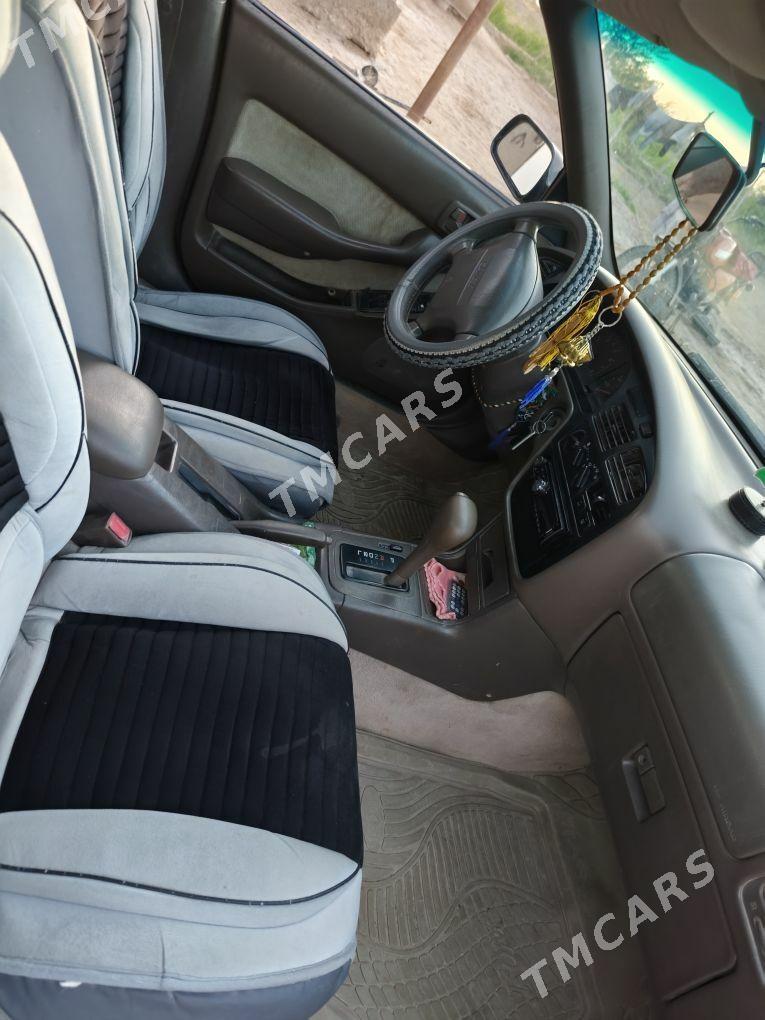 Toyota Camry 1995 - 80 000 TMT - Türkmenbaşy etr. - img 4