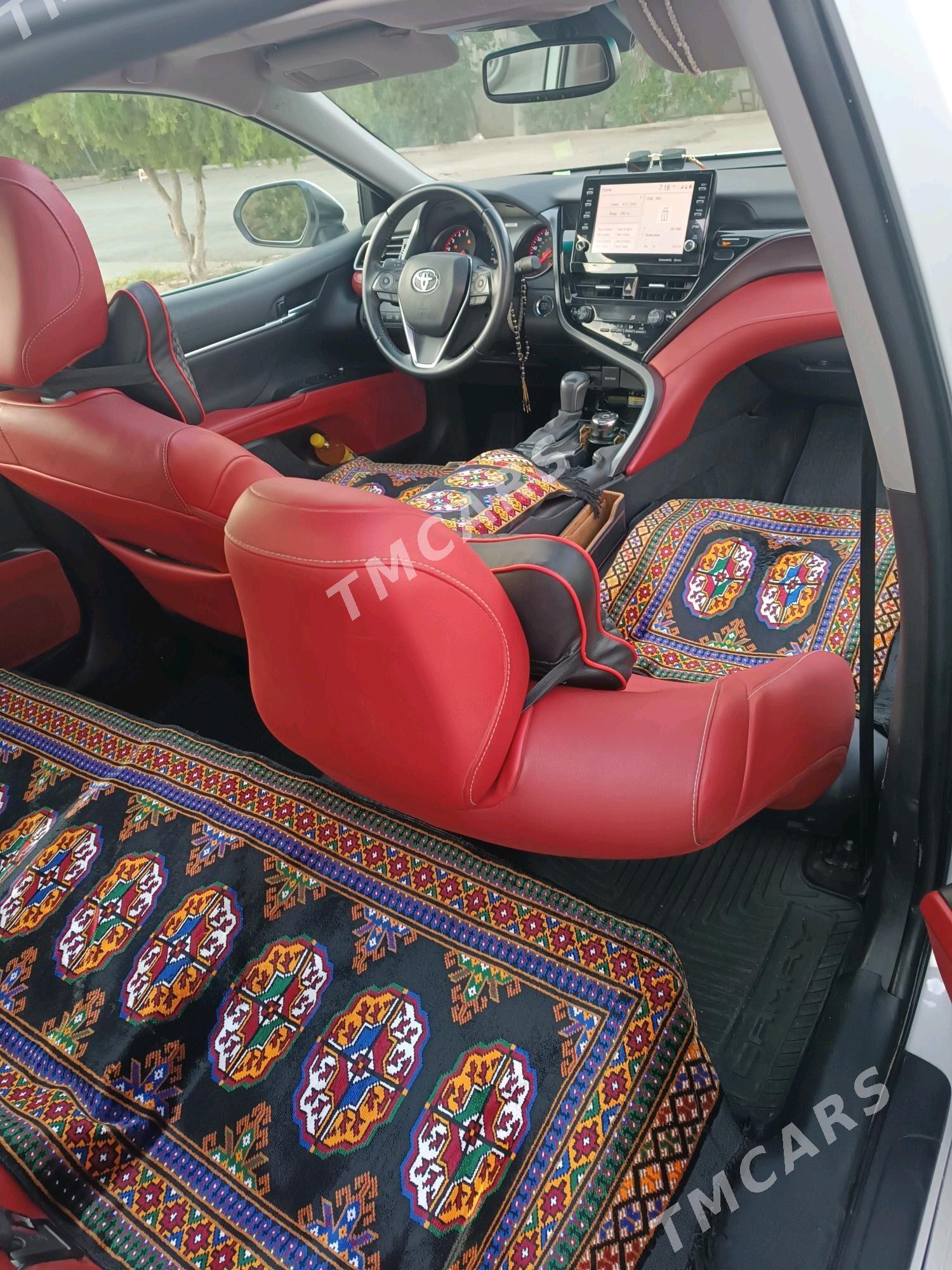 Toyota Camry 2021 - 410 000 TMT - Ашхабад - img 2