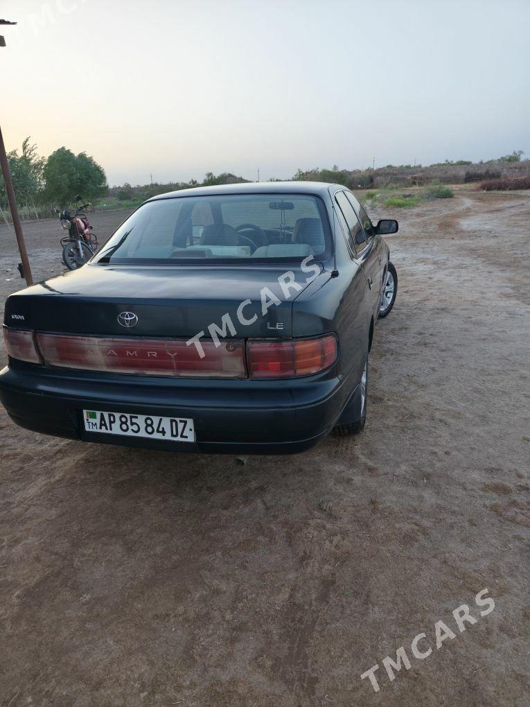 Toyota Camry 1995 - 80 000 TMT - Türkmenbaşy etr. - img 5