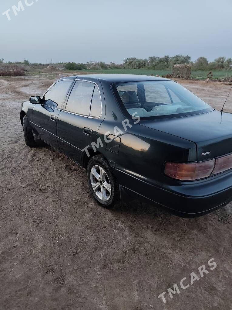 Toyota Camry 1995 - 80 000 TMT - Türkmenbaşy etr. - img 2