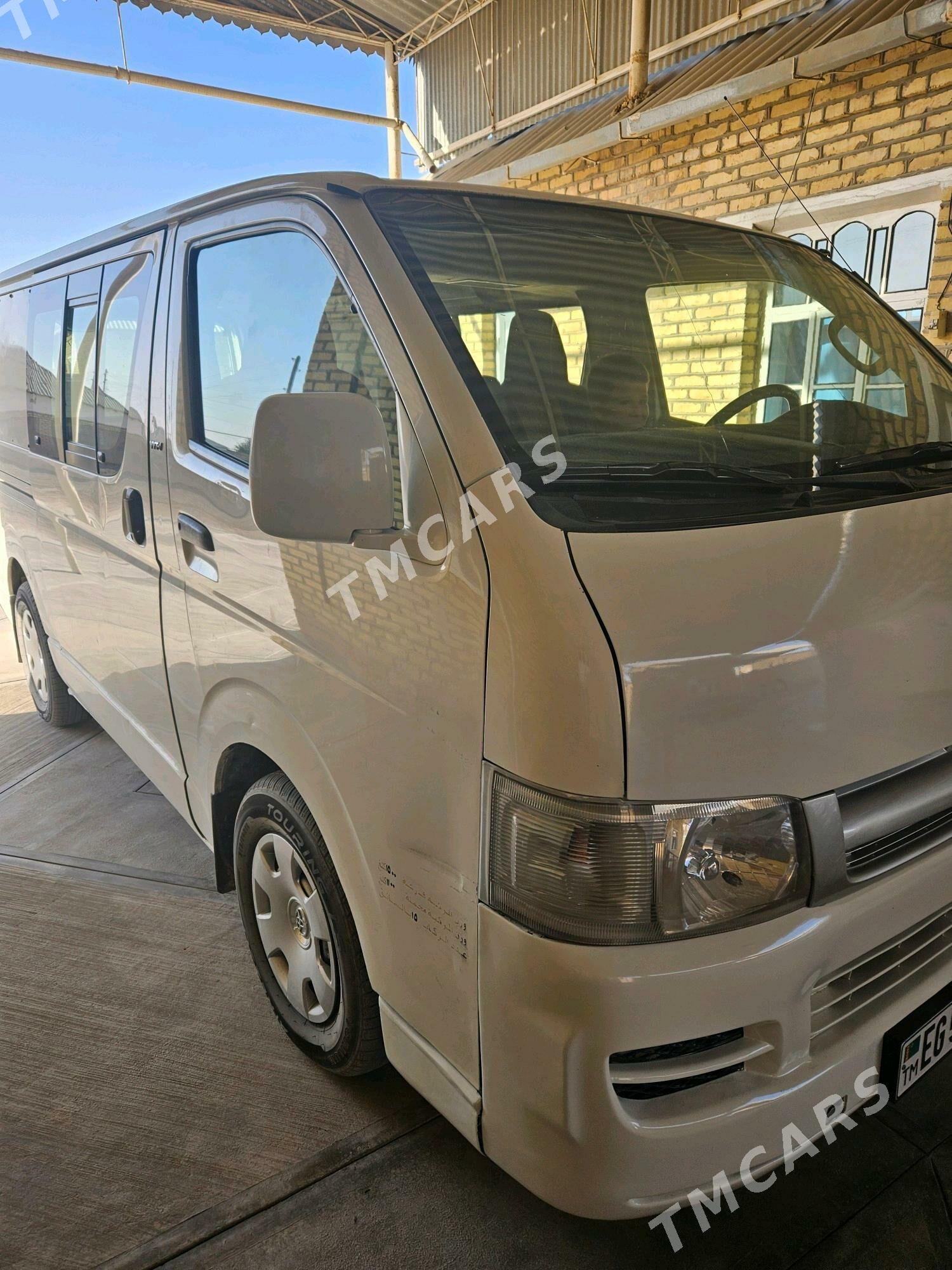 Toyota Hiace 2006 - 190 000 TMT - Sakarçäge - img 3