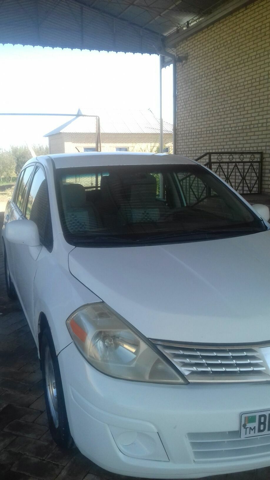 Nissan Versa 2010 - 103 000 TMT - Туркменгала - img 3
