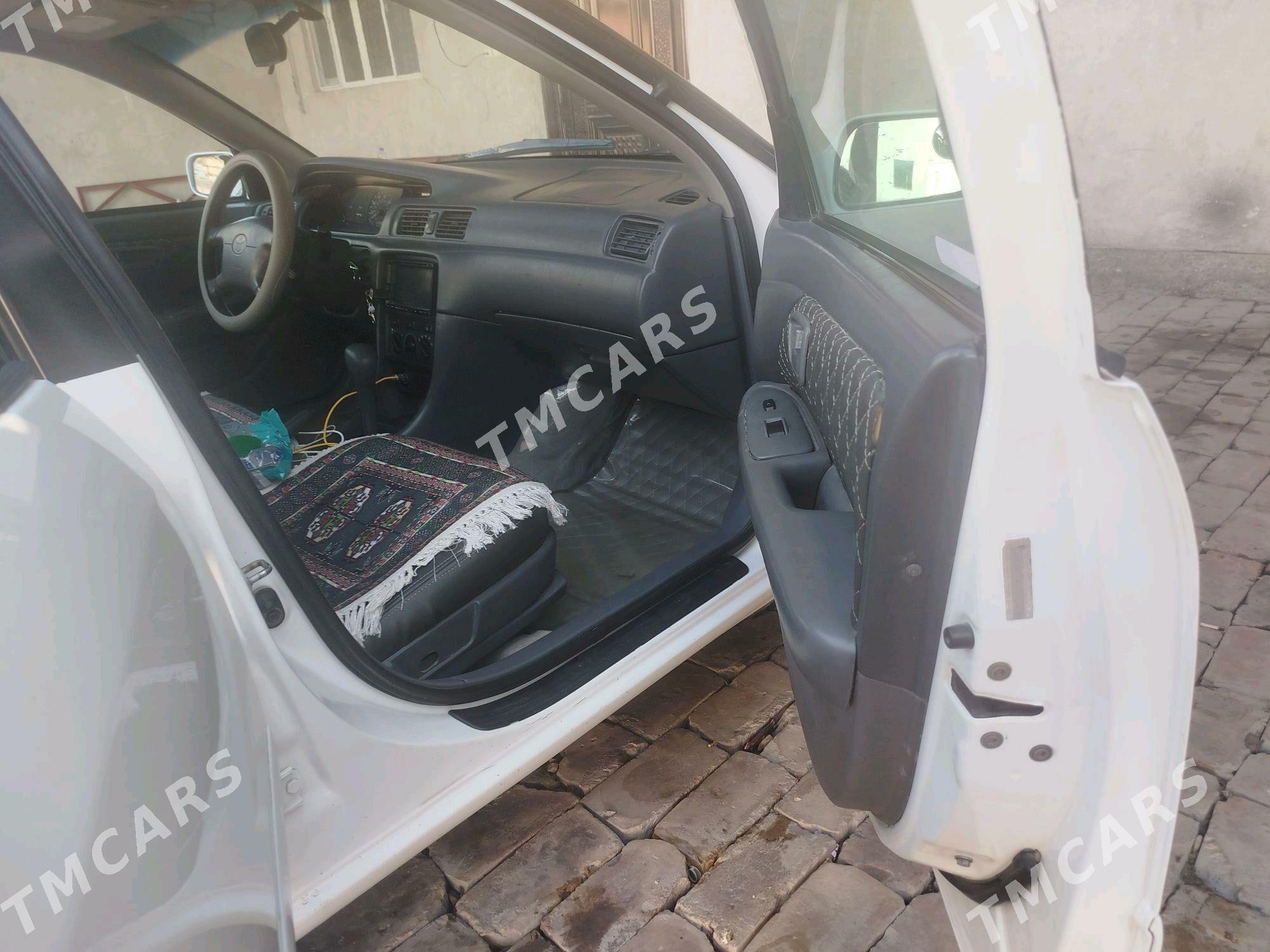 Toyota Camry 2001 - 140 000 TMT - Туркменабат - img 9